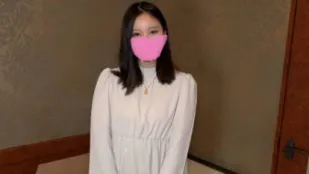 FC2PPV-4816675 超級可愛的美女四葉