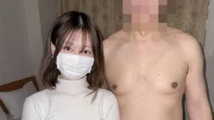 FC2PPV-4625246 白皙清純的偶像級女孩