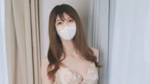 FC2PPV-4804317 身材苗條臀部曲線優美的櫻