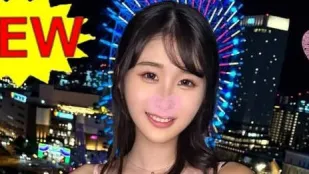 FC2PPV-4678120 一位年輕美麗的妻子不快樂並且渴望性愛