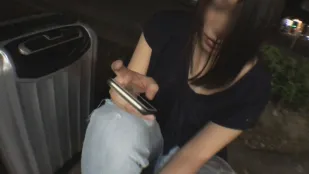 [無碼洩漏] FC2PPV-932566 坐在路邊的純樸翹家女
