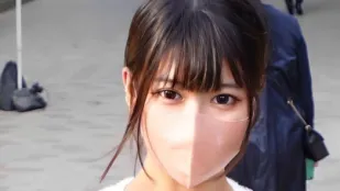 FC2PPV-4003498 這個害羞的女孩