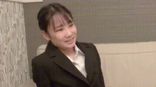 FC2PPV-4591467 補習班講師打工回來的質樸的外表的晚輩