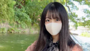 FC2PPV-3052836 E罩杯巨乳志在成為護士現任職業學校學生