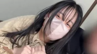 FC2PPV-4670431 可愛的越南女孩