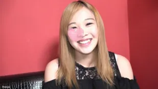 FC2PPV-1114236 初次拍攝的美大胸女大學生香里醬羞澀臉蛋極度受虐狂享受打屁股的樂趣直至滿臉通紅最後被滿滿射入體內