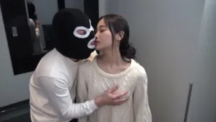 FC2PPV-4396685 自慰不如用男雞巴發洩性慾