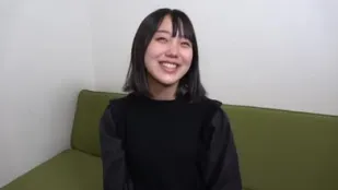 FC2PPV-3123185 面帶微笑的快餐女服務員