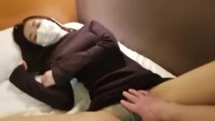FC2PPV-3170966 美腿女大學生的口交和足交簡直太棒了