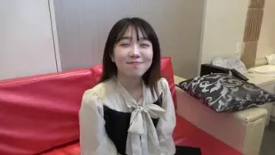 FC2PPV-3103151 用甜美的聲音和迷人的個性吸引著男人