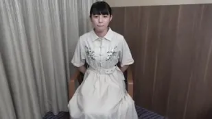 FC2PPV-4588403 中出愛笑清純美少女