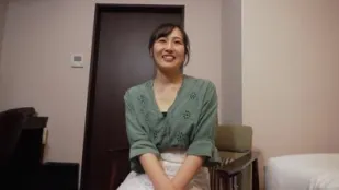 FC2PPV-4795464 身高171cm胸部豐滿的鄉村女孩
