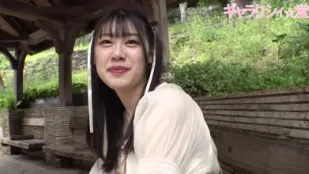 FC2PPV-4802105 身材豐滿的女孩面帶微笑地接受了精液