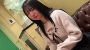 FC2PPV-4804475 長相酷似某位著名偶像的超級美女