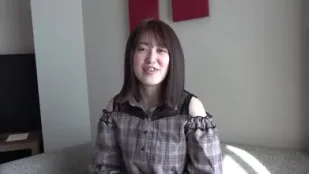 FC2PPV-1728986 擁有F罩杯的高級日本餐廳員工