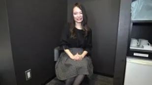 FC2PPV-1528766 美麗的足療師