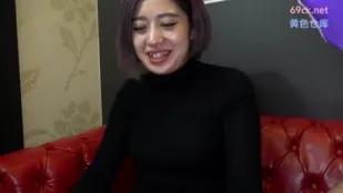 FC2PPV-1082943 再次遇見那位短髮美女治癒型辣妹悠閒性愛大量射精