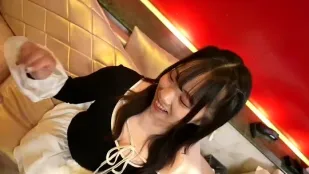 FC2PPV-4858357 首映魅力爆表彈潤美大胸與狡黠面容淫蕩至極俘獲男人的滿分笑容擅自射入體內後被責罵笑
